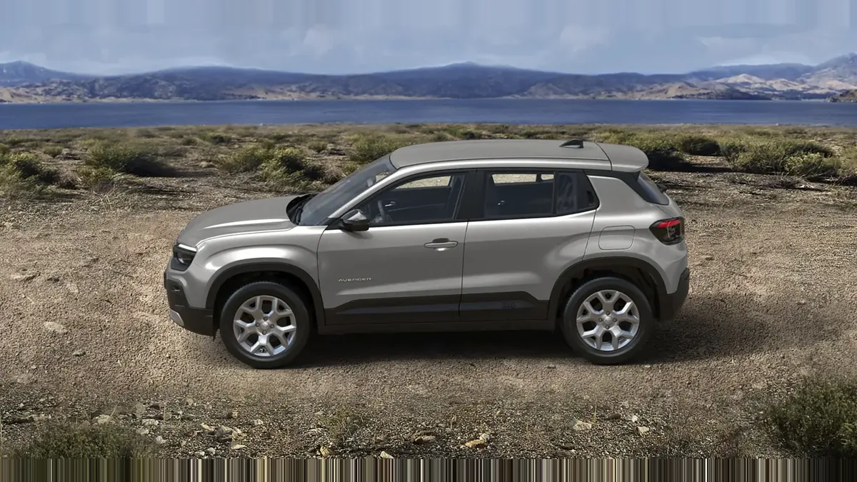 Jeep AVENGER E-HYBRID ALTITUDE en leasing — Lateral