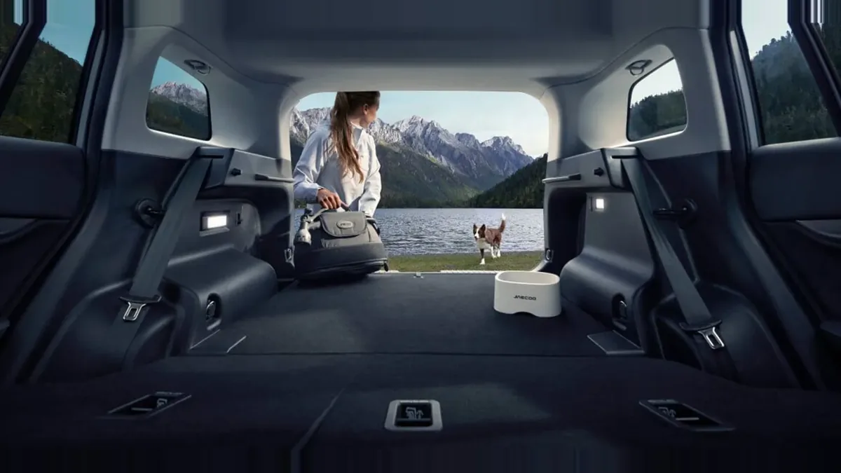 Jaecoo 5 EV Pure 155kW (211CV) 61kWh en leasing — Interior