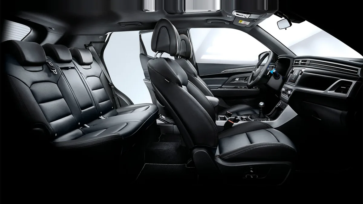 KGM Korando G15 Urban Plus 4x2 en leasing — vista 6