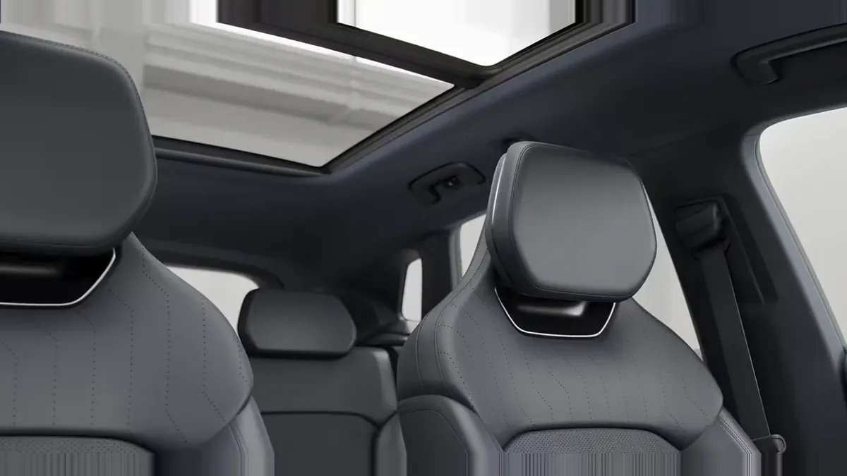 Lynk & Co 08 1.5 PHEV Core en leasing — Interior