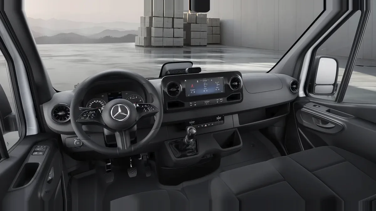 Mercedes-Benz Sprinter 315 CDI Medio Pro en leasing — Delantera