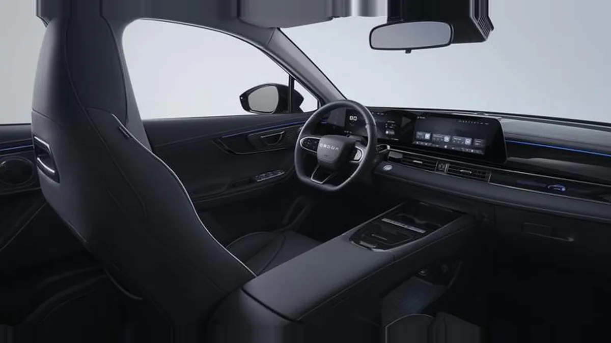 Omoda 5 EV 61kWh Pure 155kW en leasing — Delantera
